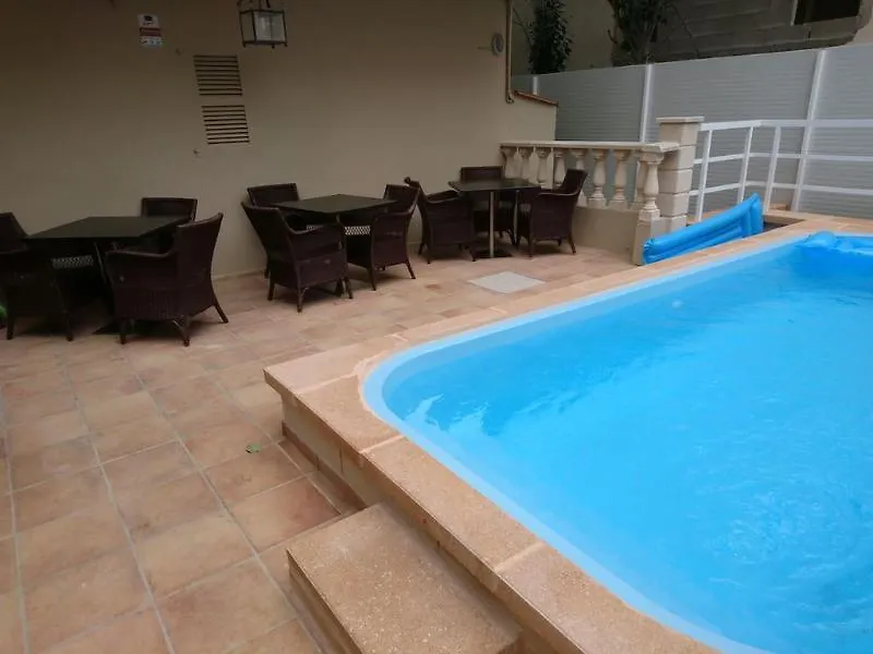 Hostel Elegance Playa Arenal III El Arenal
